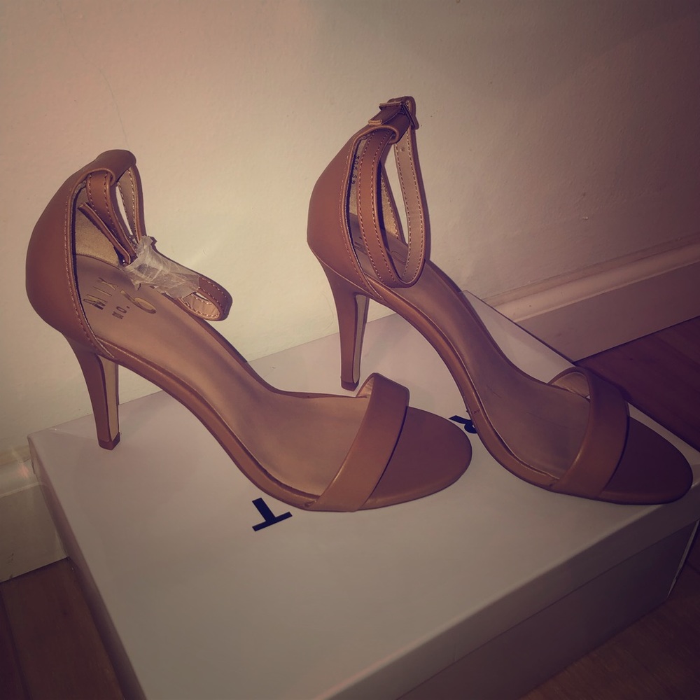 Nude mix number six heels (3”)